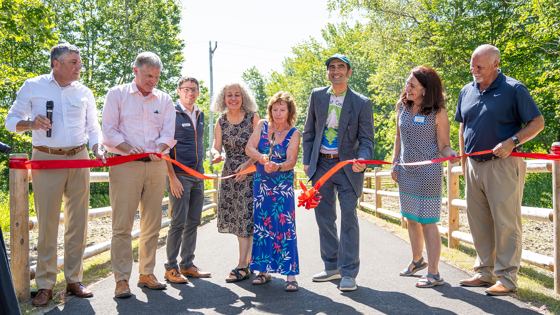 Eastern Trail ribbon cutting
